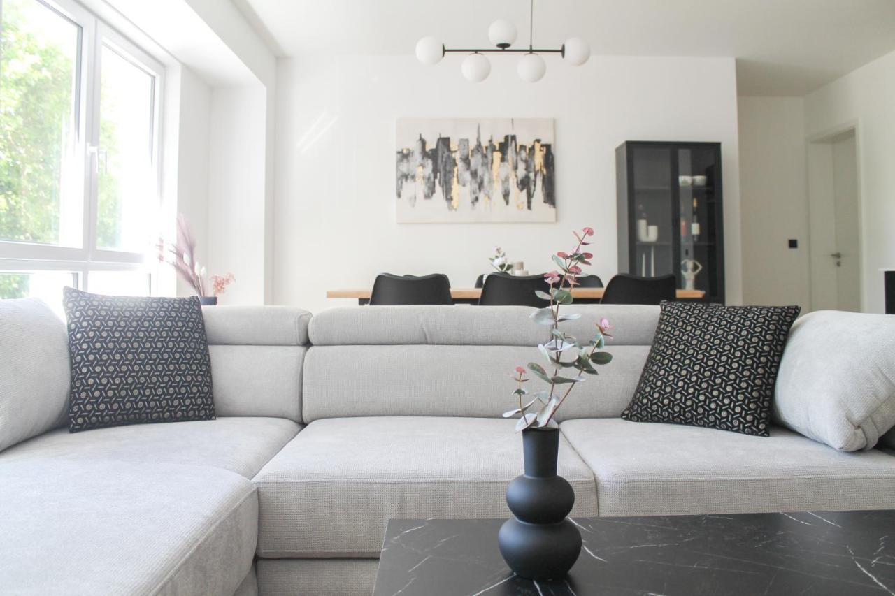 Modern Apartment - Fuer Freunde & Familien, Stadtnah, Parkplatz, E-Ladestation, Gitterbox Fuer Fahrraeder, Fitnessstudio, Digitale Gaestemappe Mit Restaurant- Und Unternehmenstipps كوبلنس المظهر الخارجي الصورة