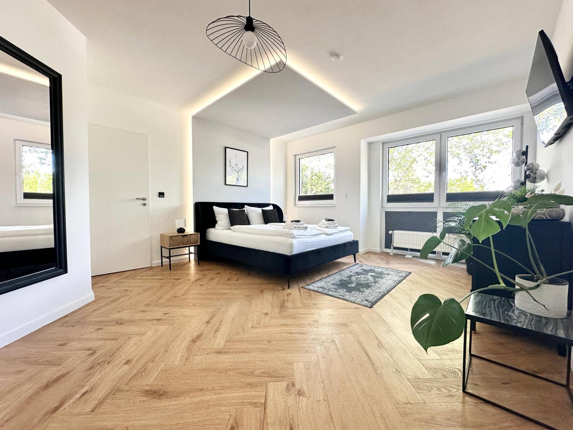 Modern Apartment - Fuer Freunde & Familien, Stadtnah, Parkplatz, E-Ladestation, Gitterbox Fuer Fahrraeder, Fitnessstudio, Digitale Gaestemappe Mit Restaurant- Und Unternehmenstipps كوبلنس المظهر الخارجي الصورة