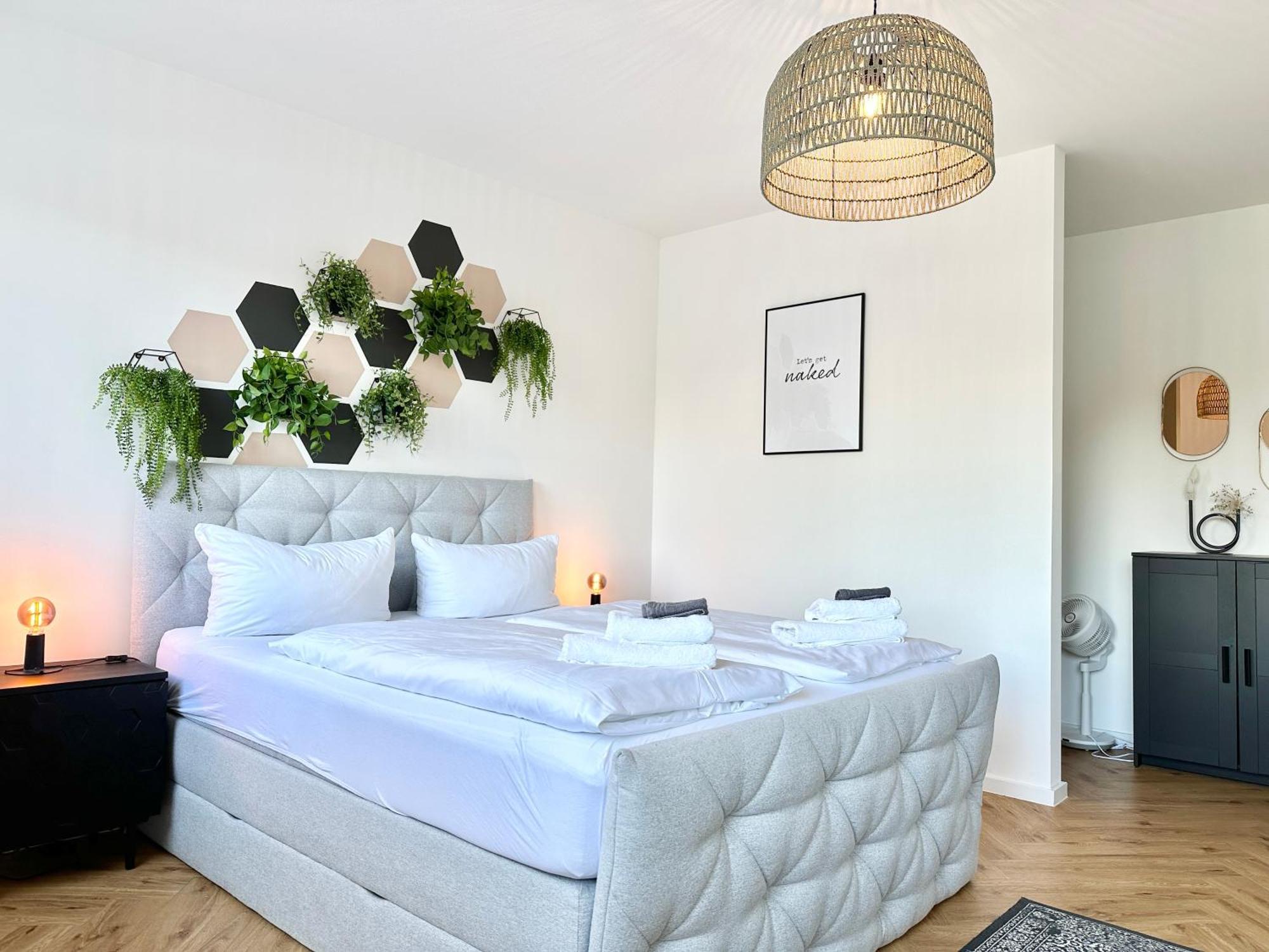 Modern Apartment - Fuer Freunde & Familien, Stadtnah, Parkplatz, E-Ladestation, Gitterbox Fuer Fahrraeder, Fitnessstudio, Digitale Gaestemappe Mit Restaurant- Und Unternehmenstipps كوبلنس المظهر الخارجي الصورة